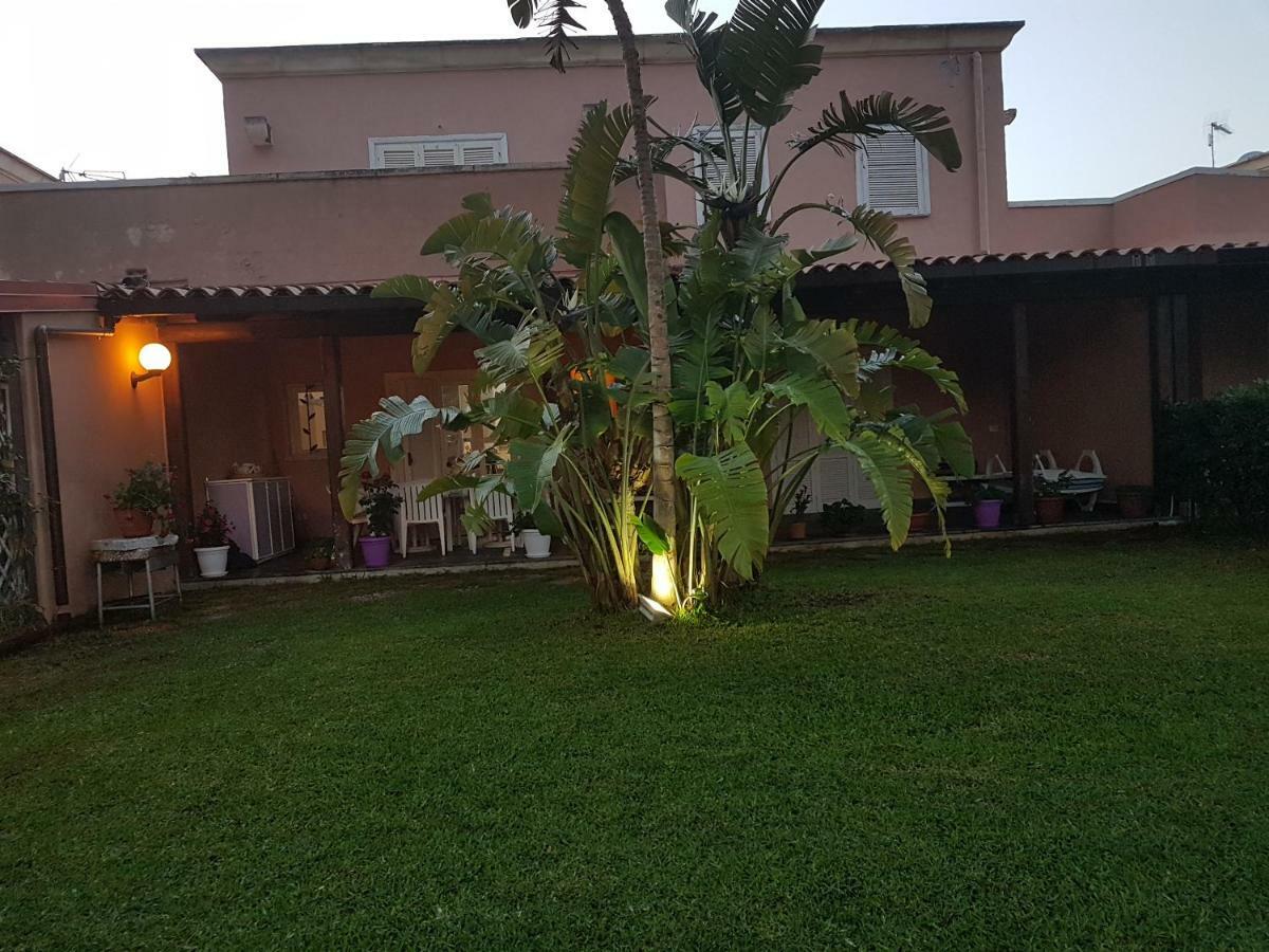 Villetta Nella Baia Furnari Exteriér fotografie